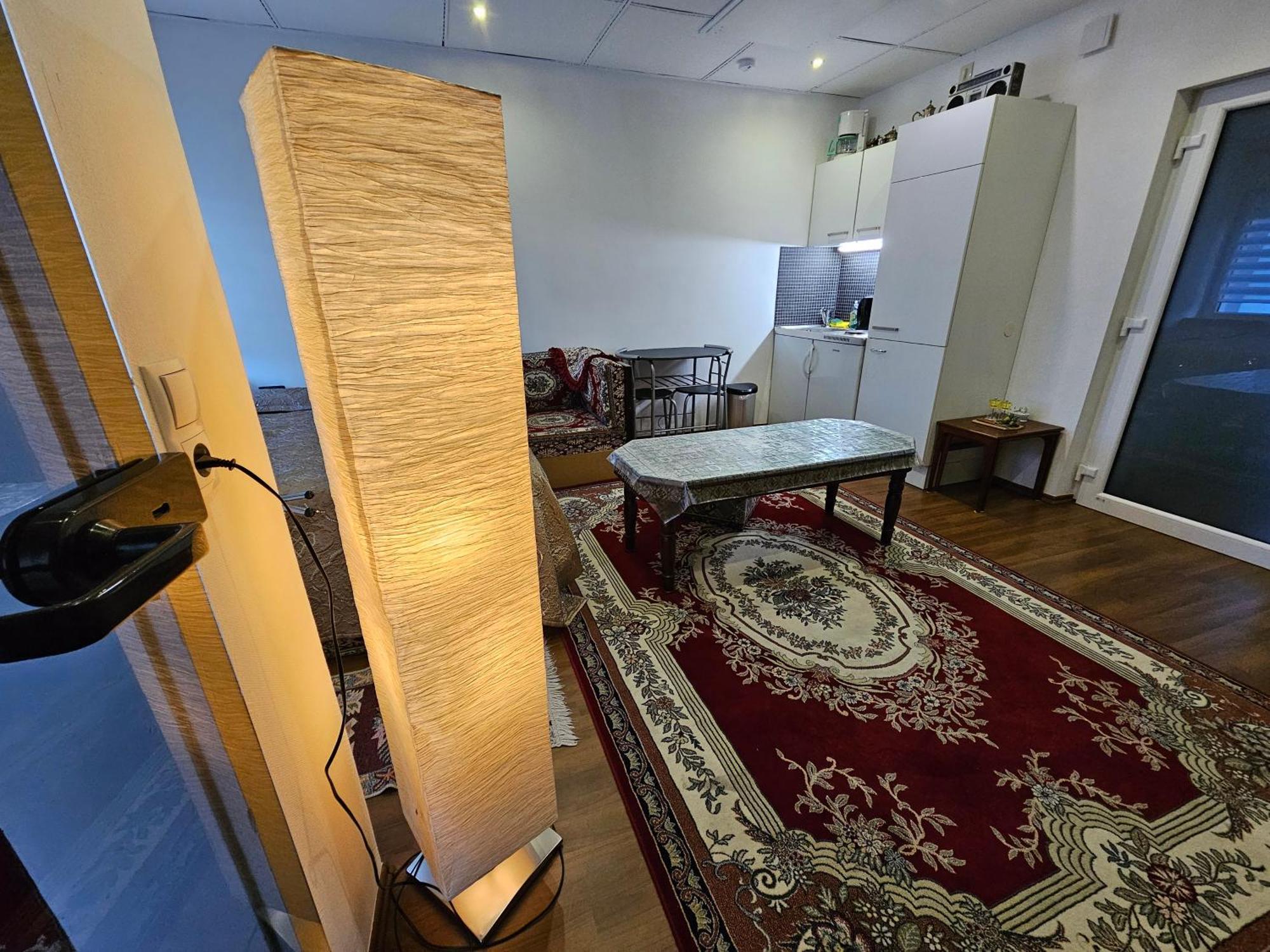 Orientalische Wohnung เมคเคนไฮม์ ภายนอก รูปภาพ